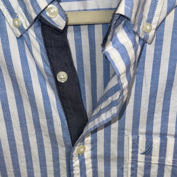 Nautica Men's Light Blue and White Striped Shirt - Picture 3 of 7